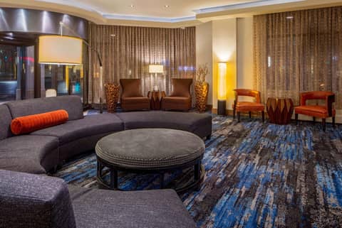 DoubleTree Suites by Hilton Minneapolis Downtown — photo 9