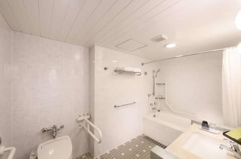 DoubleTree by Hilton Naha Shuri Castle — photo 4