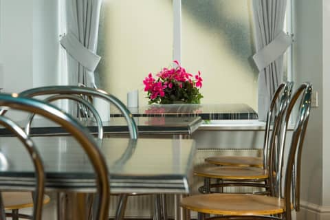 Caring Hotel — meeting room