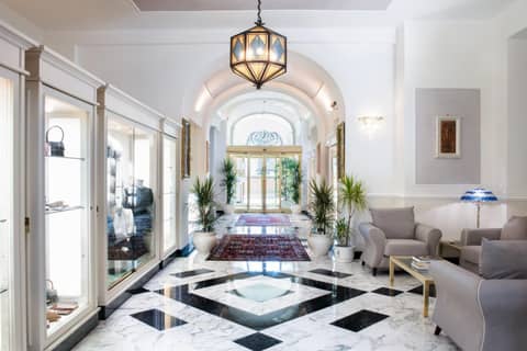 Hotel Berchielli — recepcion & lobby