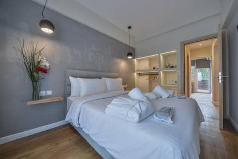A.P. Acropolis View Apartments — bedroom