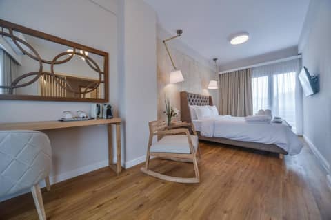A.P. Acropolis View Apartments — hotel room