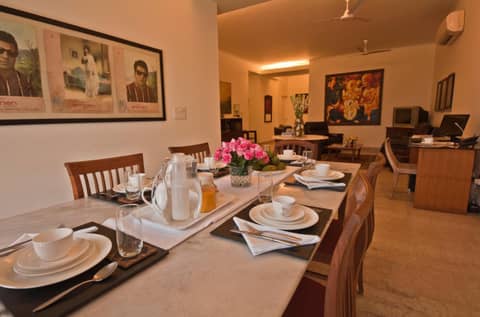 Colonel’s Retreat — dining