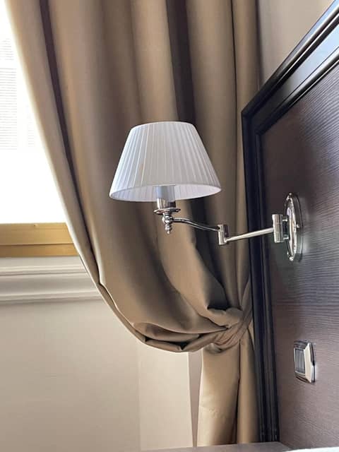 Hotel Lombardia — bedroom