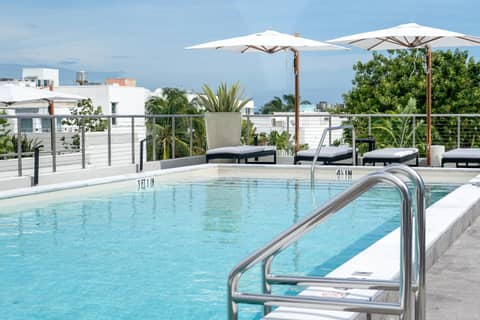 Nassau Suite South Beach, an All-Suite Hotel — photo 2