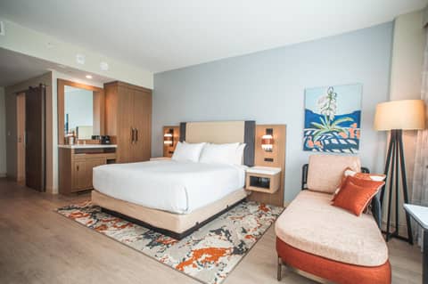 Cambria Hotel Austin Downtown — photo 4