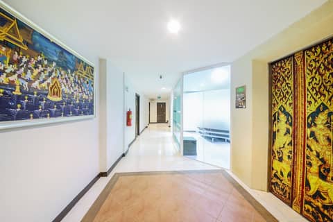 Tanawan Phuket Hotel — recepcion & lobby