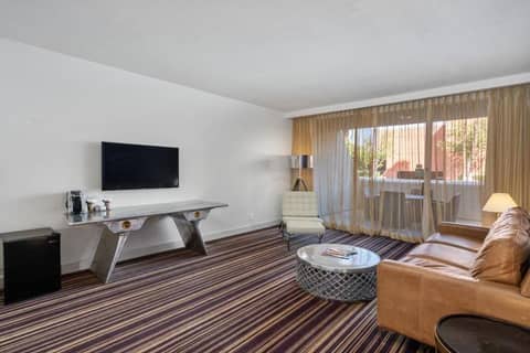 Hotel Zoso — hotel room