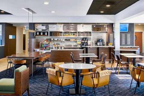 Courtyard by Marriott Memphis Airport — photo 8