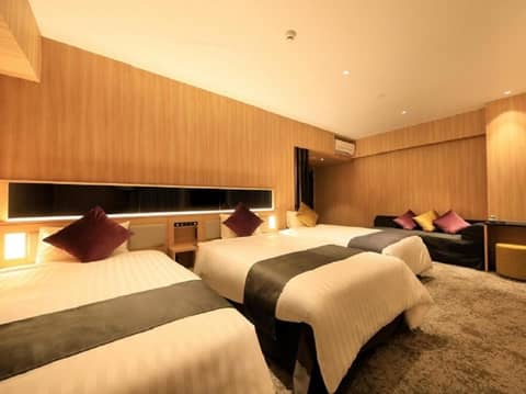 QuintessaHotel FukuokaTenjin Comic&Books — photo 5