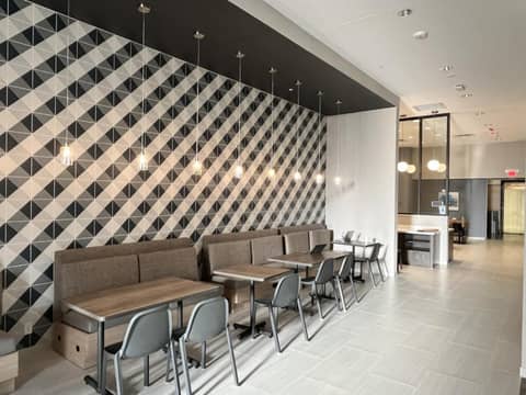 Home2 Suites By Hilton St Louis Downtown — photo 9