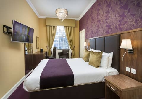 New Town Hotel — photo 2