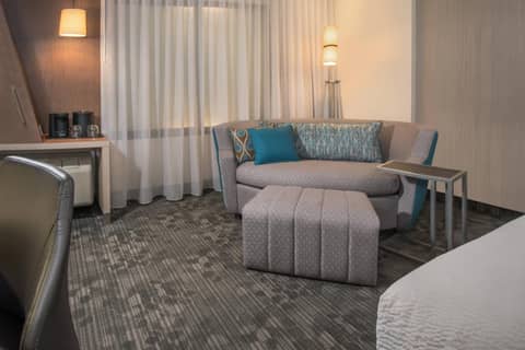 Courtyard by Marriott Portland East — photo 7