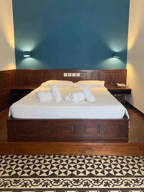 Palazzo Arhontiko Apartments — bedroom