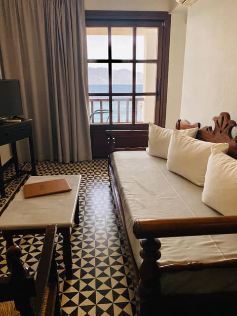 Palazzo Arhontiko Apartments — hotel room