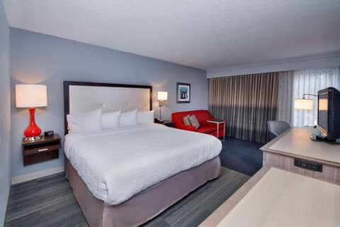 Hampton Inn Naples - I-75 — photo 8