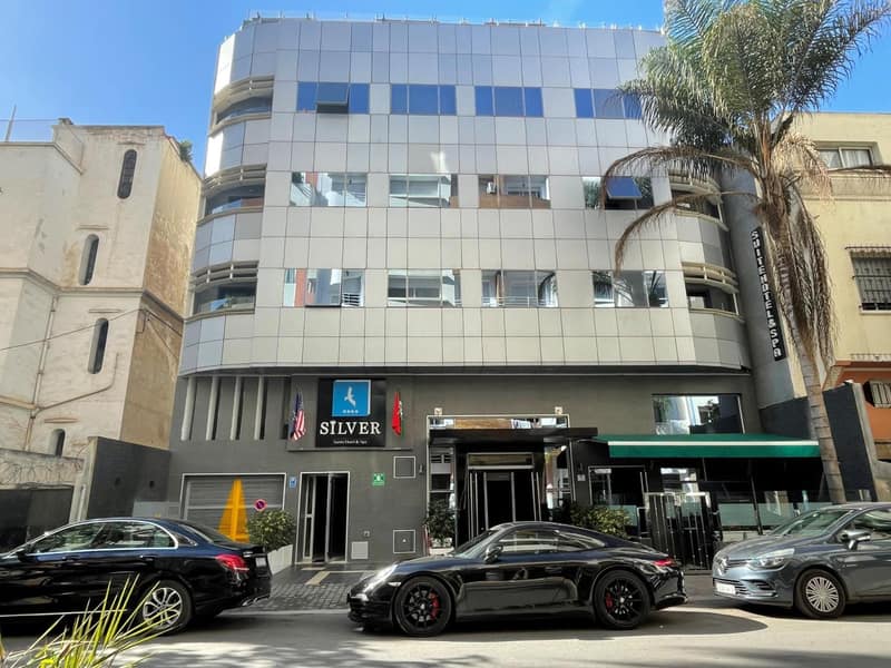 Silver Suites Hotel Casablanca — building