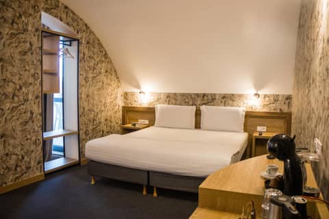 Budapest Hotel - Free Parking — photo 7