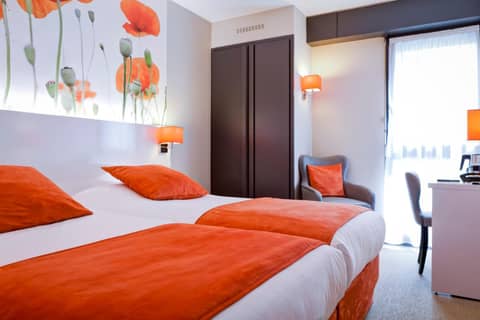 Best Western Crequi Lyon Part Dieu — hotel room