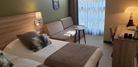 Best Western Crequi Lyon Part Dieu — hotel room