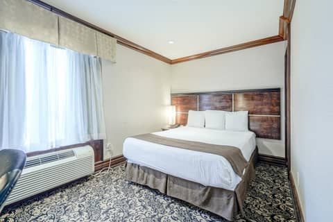 Woodbine Hotel & Suites — photo 2