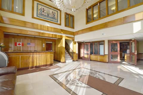 Woodbine Hotel & Suites — recepcion & lobby