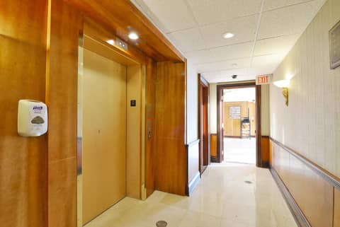 Woodbine Hotel & Suites — photo 9
