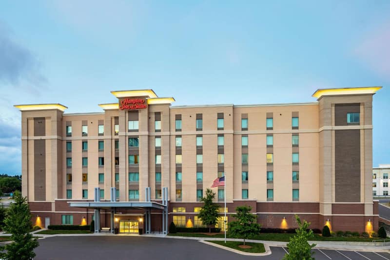 Hampton Inn & Suites Charlotte/Ballantyne, Nc — building