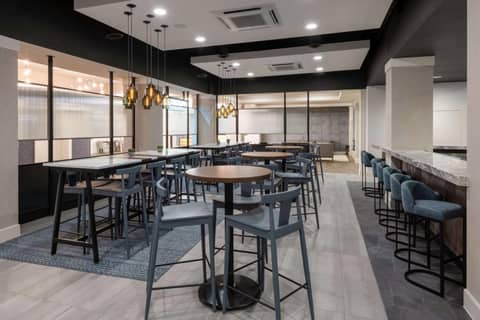 DoubleTree by Hilton Denver Cherry Creek, CO — photo 4