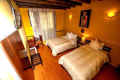 Yabar Hotel Plaza — photo 5