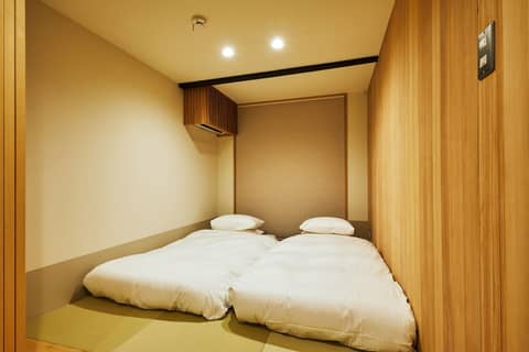 Gion Shirakawa no Yado — hotel room