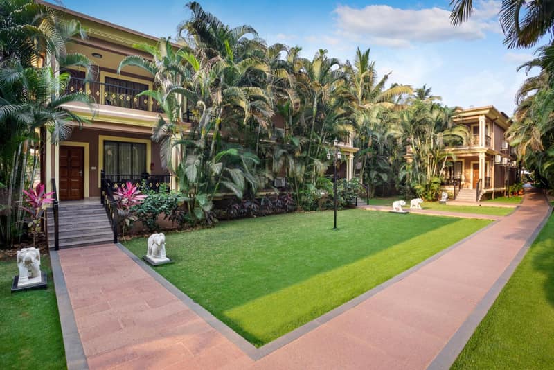 Seashell Suites and Villas - Candolim Goa — building
