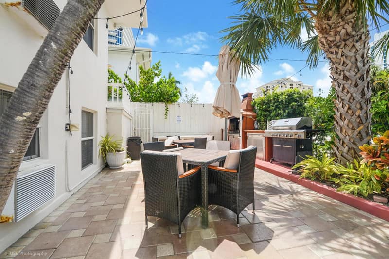 Soleado Hotel — balance & terrace