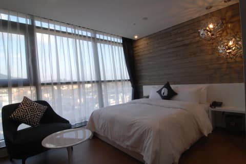 Hotel The Designers Seoul Station — photo 4