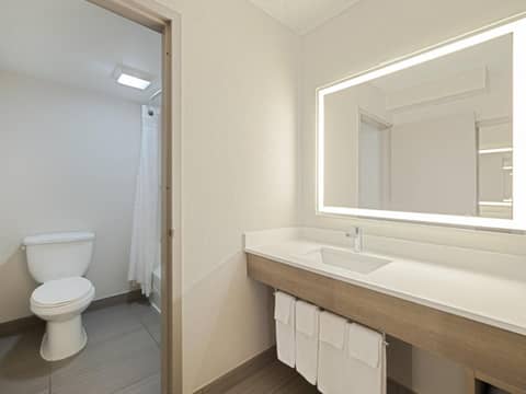 Holiday Inn Express Hotel & Suites Ft. Lauderdale-Plantation by IHG — photo 7