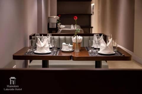 Hanoi Lakeside Premium Hotel & Travel — dining