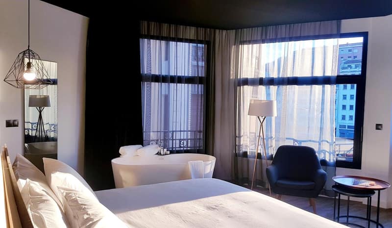 Hotel Tayko Bilbao — hotel room