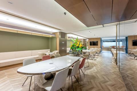 Holiday Inn Express Shanghai Jing'an Temple by IHG — photo 6