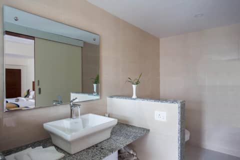Oasis Kathmandu Hotel — photo 4
