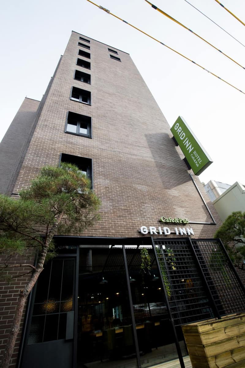Grid Inn Hotel — building