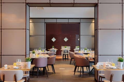 NH Palermo — dining