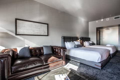 Ironworks Hotel Indy — photo 8