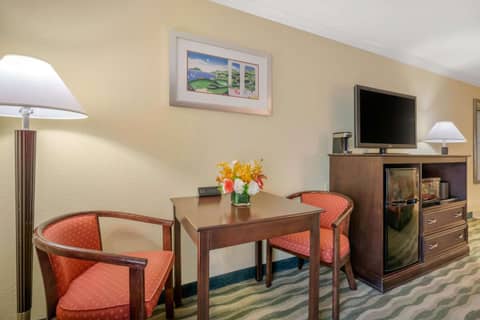 Best Western Plus Palm Beach Gardens Hotel & Suites and Conference Ct — photo 3