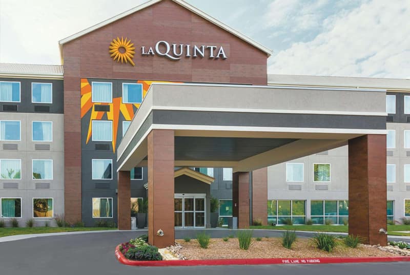 La Quinta by Wyndham Austin Round Rock — building