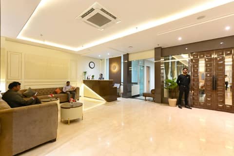 Hotel Avalon Palms Agra — photo 8