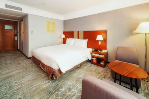 Koreana Hotel — photo 2