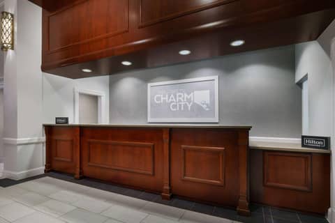Hampton Inn & Suites Baltimore Inner Harbor — photo 2