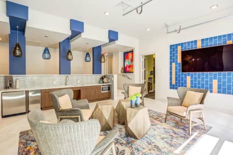 Sentral East Austin at 1630 E Sixth — lounge