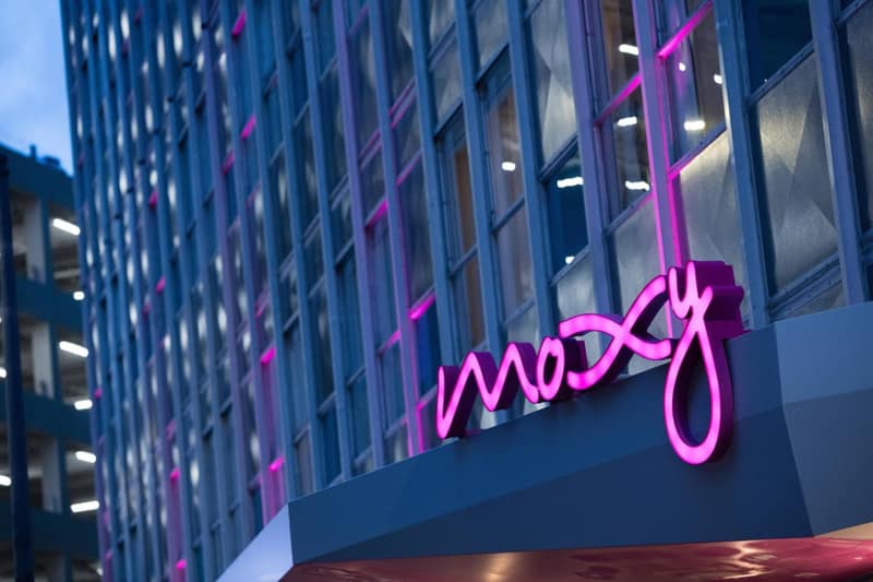 MOXY New Orleans Downtown/French Quarter Area — building