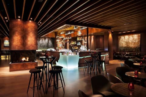 Four Seasons Hotel Sydney — dining